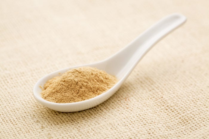 Ginseng powder in a spoon